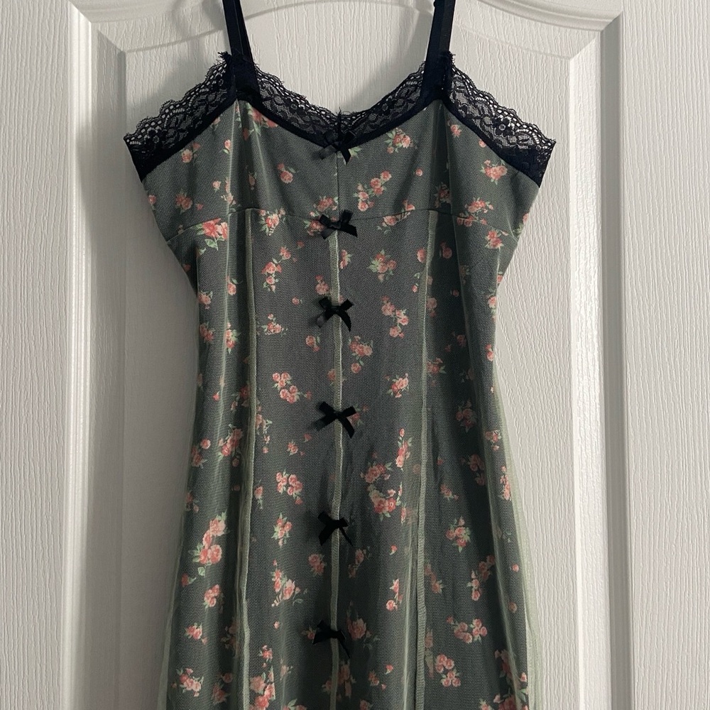 CIDER MESH FLORAL BOW LACE TRIM MIDI DRESS - Picture 16 of 16